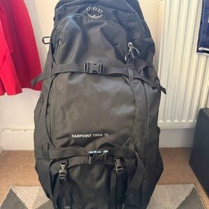 OSPREY Farpoint Trek 75 Travel Backpack - Black